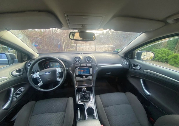 Ford Mondeo cena 15000 przebieg: 329000, rok produkcji 2008 z Działdowo małe 56